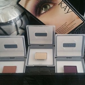 *NWB* Mary Kay Eyeshadow 3pc